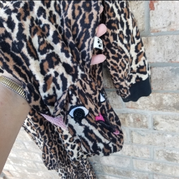 Nick&Nora LEOPARD OnePiece Fleece Footed Pajamas Sleeper (Med 8/10) Costume - Picture 5 of 10